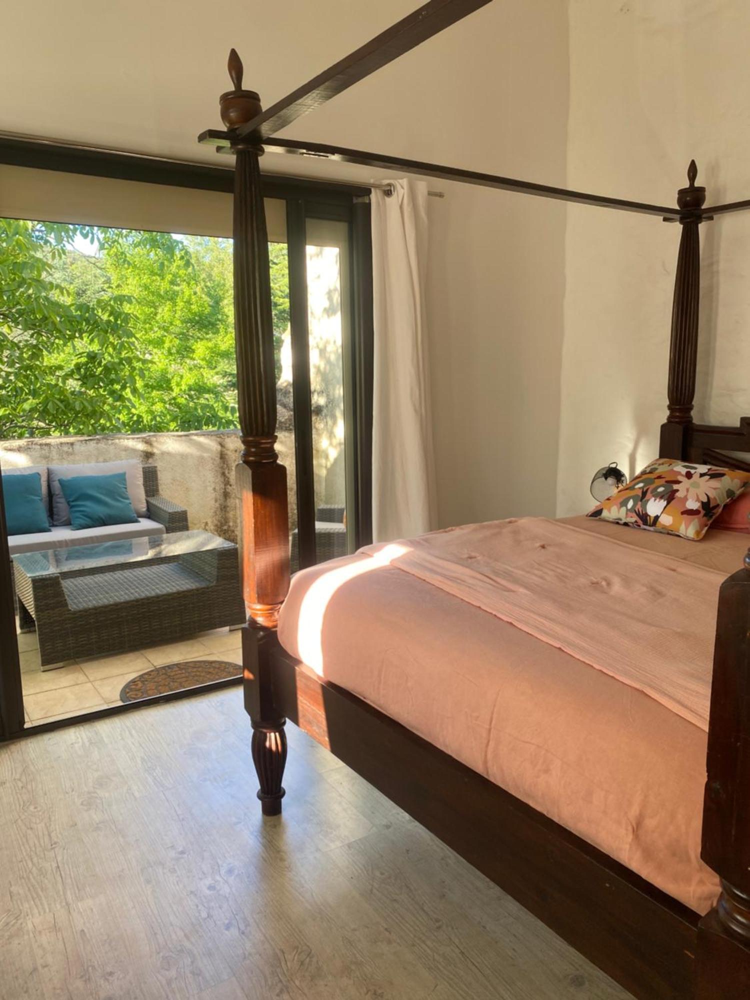 Hotel Moulin De L'Arcas Prémian Habitación foto